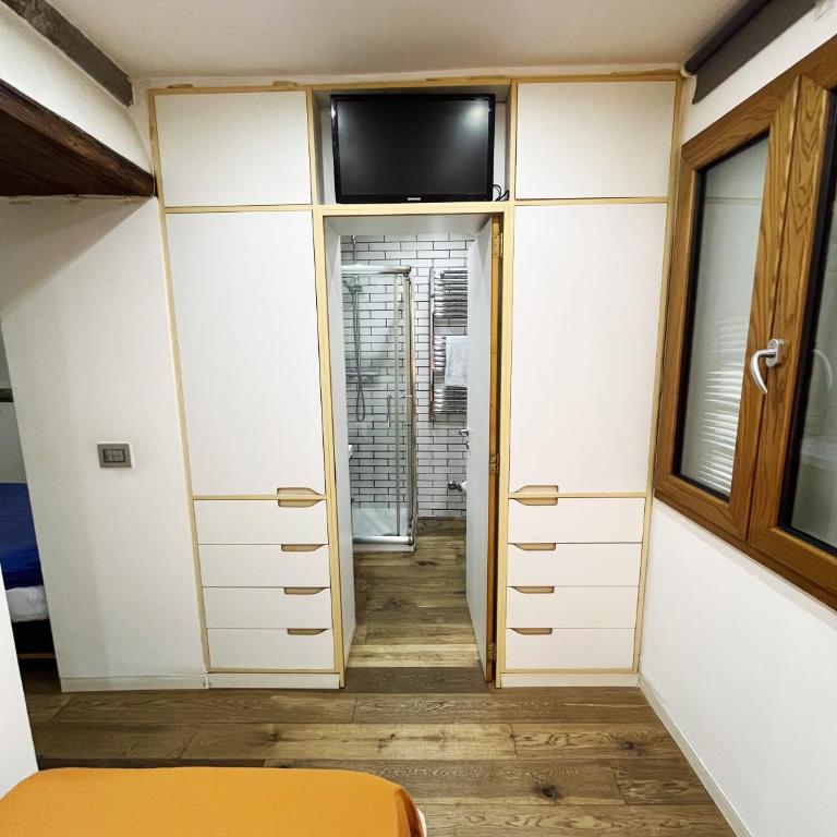 Vecchia Napoli Santa Maria la Nova - Appartamentino su 2 Livelli - 23