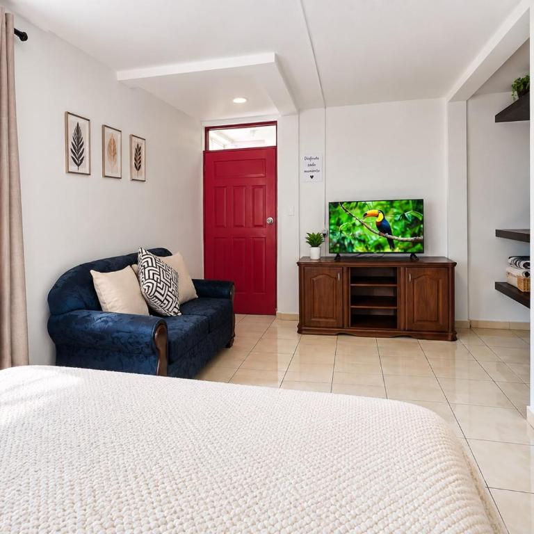 Town Apartment with terrace 4 bedrooms 3 baths - Apartamento - 5
