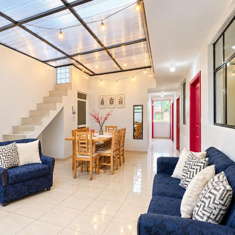 Town Apartment with terrace 4 bedrooms 3 baths - Apartamento - 1