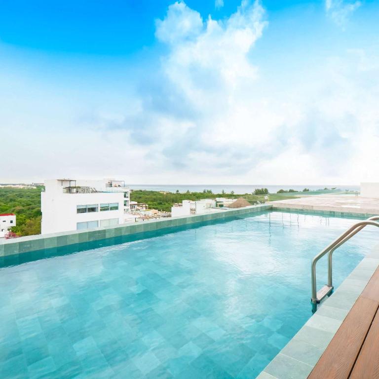 Macondo 505 - 2BR Condo with Rooftop Pool - Apartment - 1