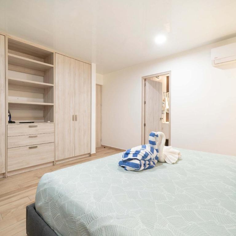 Macondo 505 - 2BR Condo with Rooftop Pool - Apartment - 9