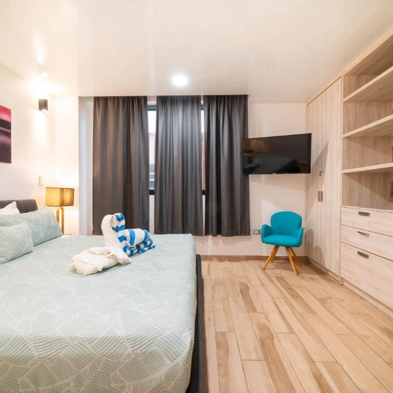Macondo 505 - 2BR Condo with Rooftop Pool - Apartment - 12