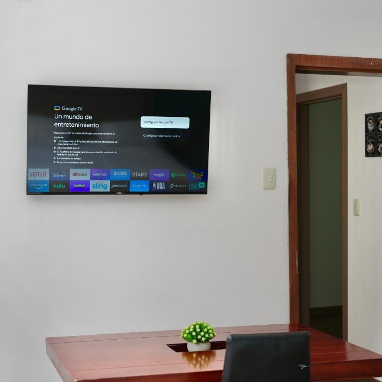 Plaza Nomad, Urban Rooms and Suites private jacuzzi Quito La Carolina - Deluxe Room (2 Adults + 1 Child) - 11