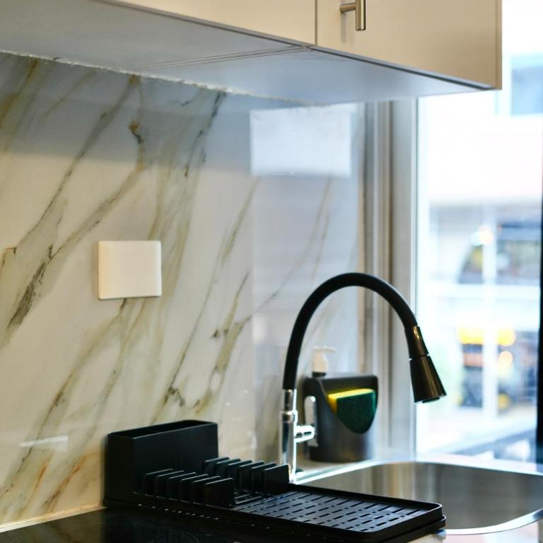 Plaza Nomad, Urban Rooms and Suites private jacuzzi Quito La Carolina - Deluxe Room (2 Adults + 1 Child) - 3