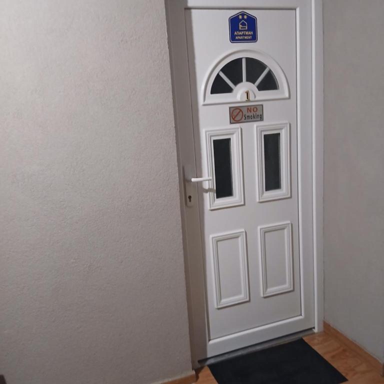 rm castell apartments - Apartment with View and Balcony - 12