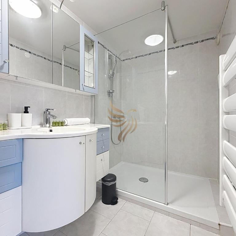 1547 Privilege - 4 pers wifi vue mer piscine garage - Apartamento de 2 dormitorios con vistas al mar - 24