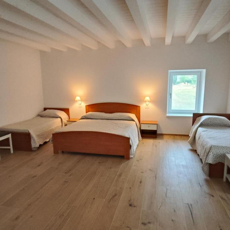Agriturismo Corte Nogarotto - Deluxe Vierbettzimmer - 3