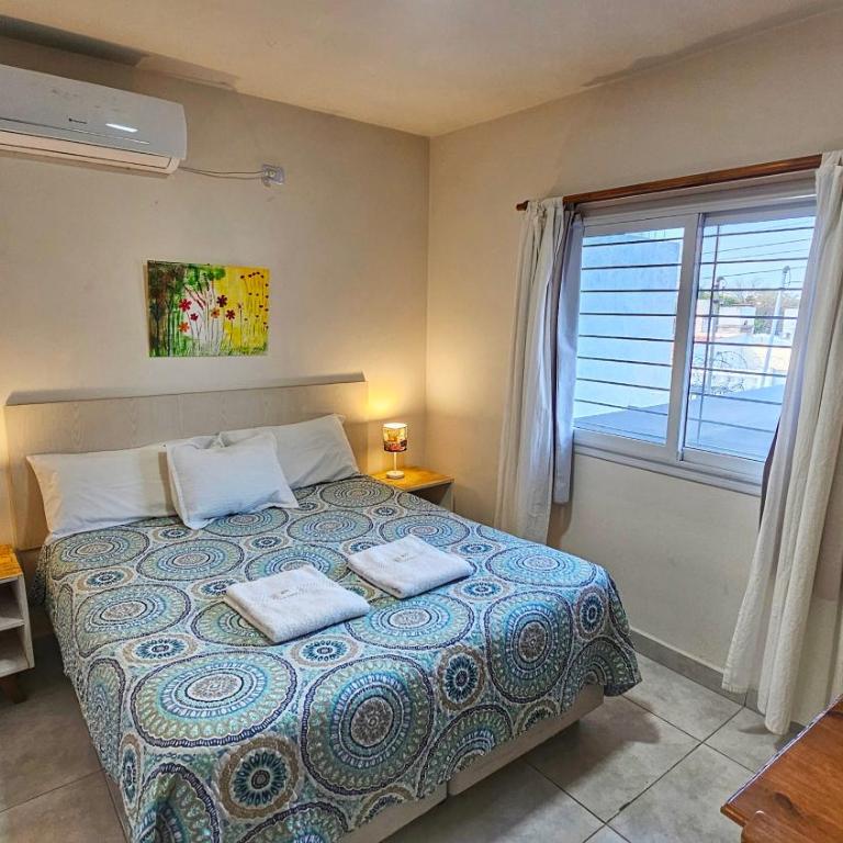 Hospedaje SUEÑO URBANO - Habitación Doble con baño privado - 1 o 2 camas - 1