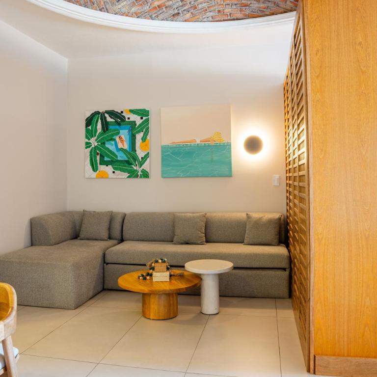 Costa Elegante Hotel & Suites - Suite Familiar - 3
