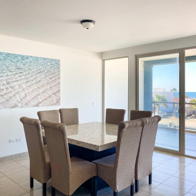 Spacious Ocean View Condo with Resort Pool #303 - Apartment - 9