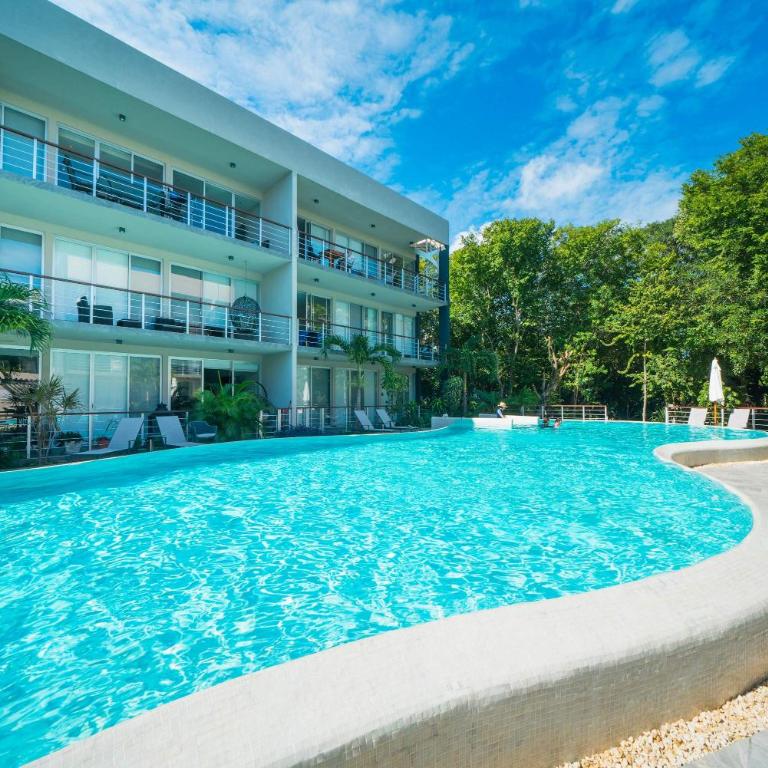 Bamoa 310 - 2BR Condo with Rooftop Pool & Gym - Apartment - 1