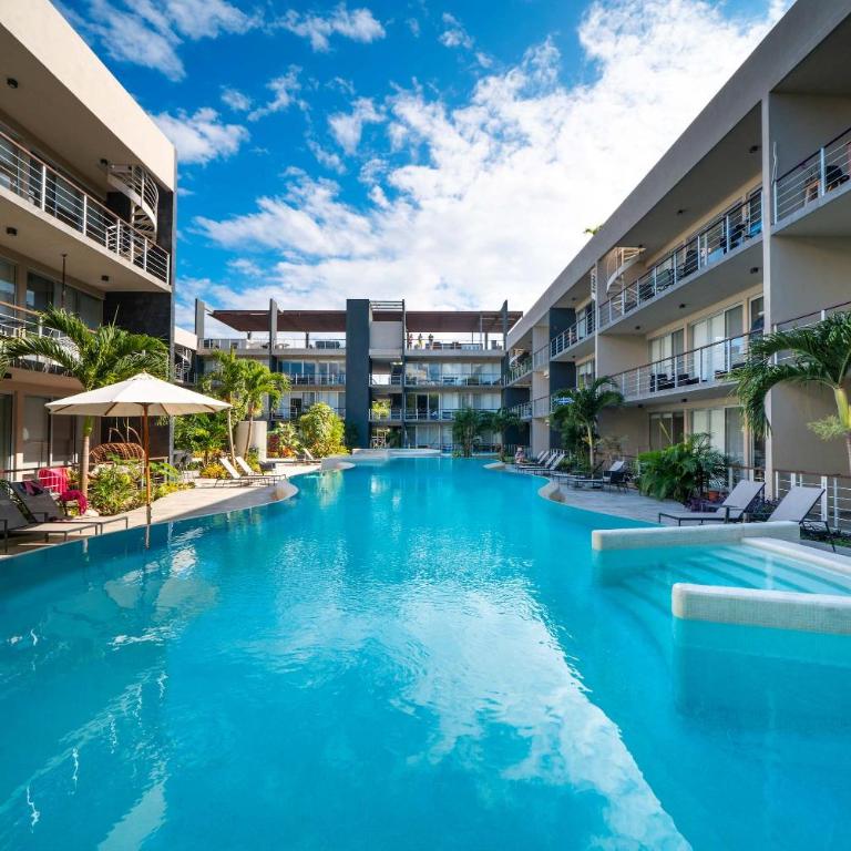 Bamoa 310 - 2BR Condo with Rooftop Pool & Gym - Apartment - 7