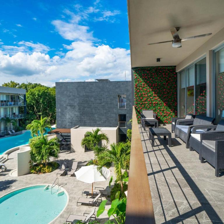 Bamoa 310 - 2BR Condo with Rooftop Pool & Gym - Apartment - 26