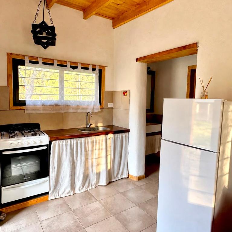 Golden Anisacate - One-Bedroom House - 3