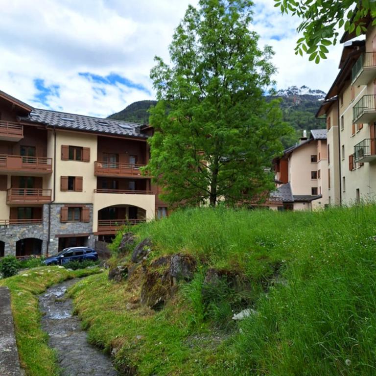 Pretty rare gem in the heart of the village - Appartement - 15