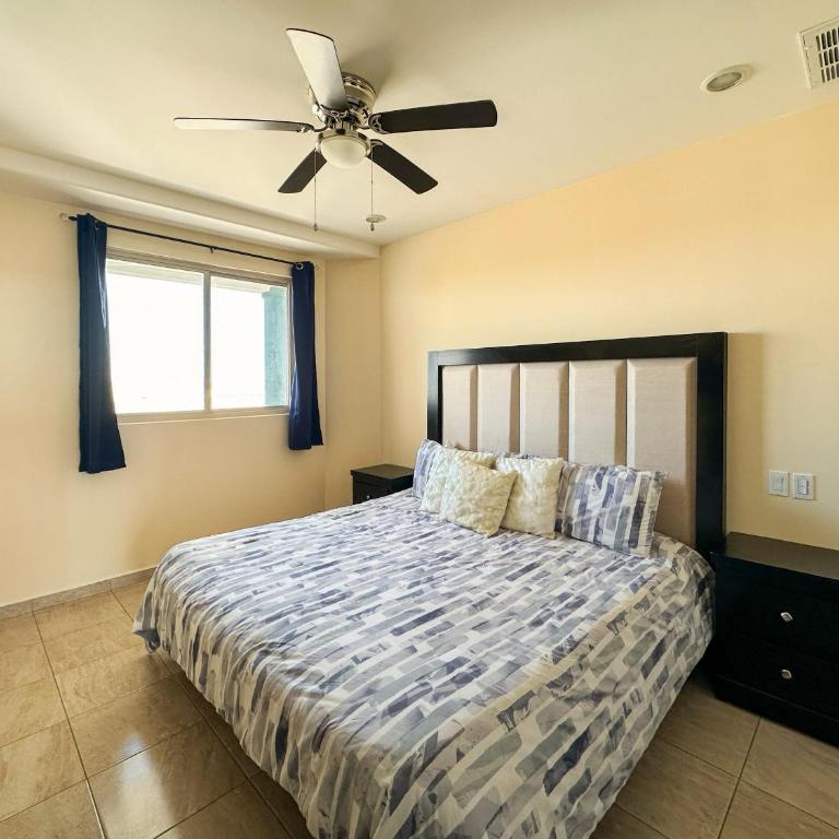 Ocean View 2BR Condo with Private Balcony #302 - Apartamento - 19