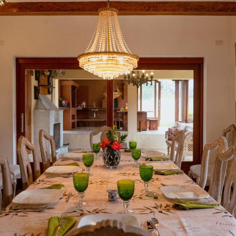 Quinta Guayllabamba - Piscina, Jacuzzi y Gimnasio - Casa - 11