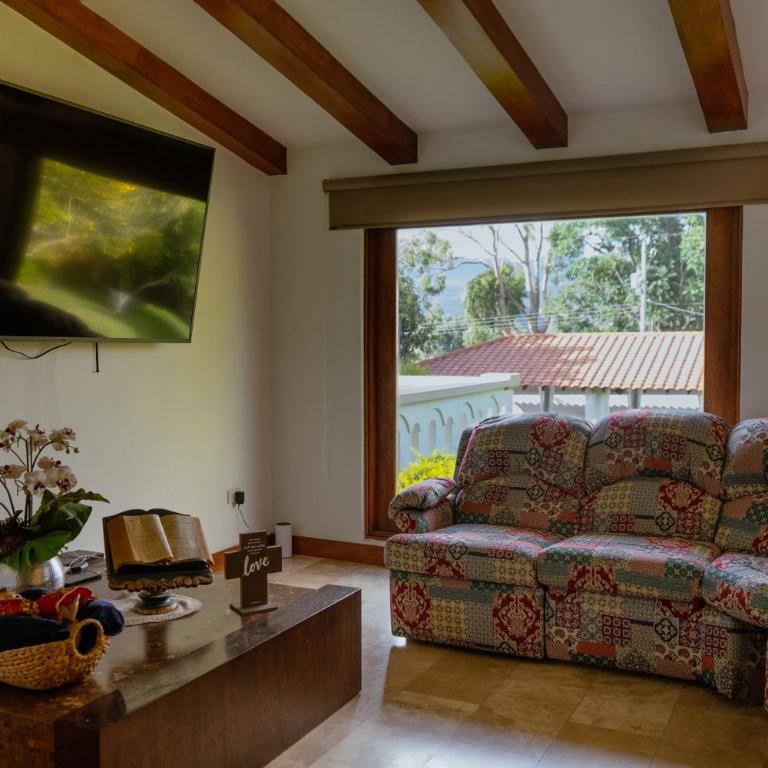 Quinta Guayllabamba - Piscina, Jacuzzi y Gimnasio - Casa - 20