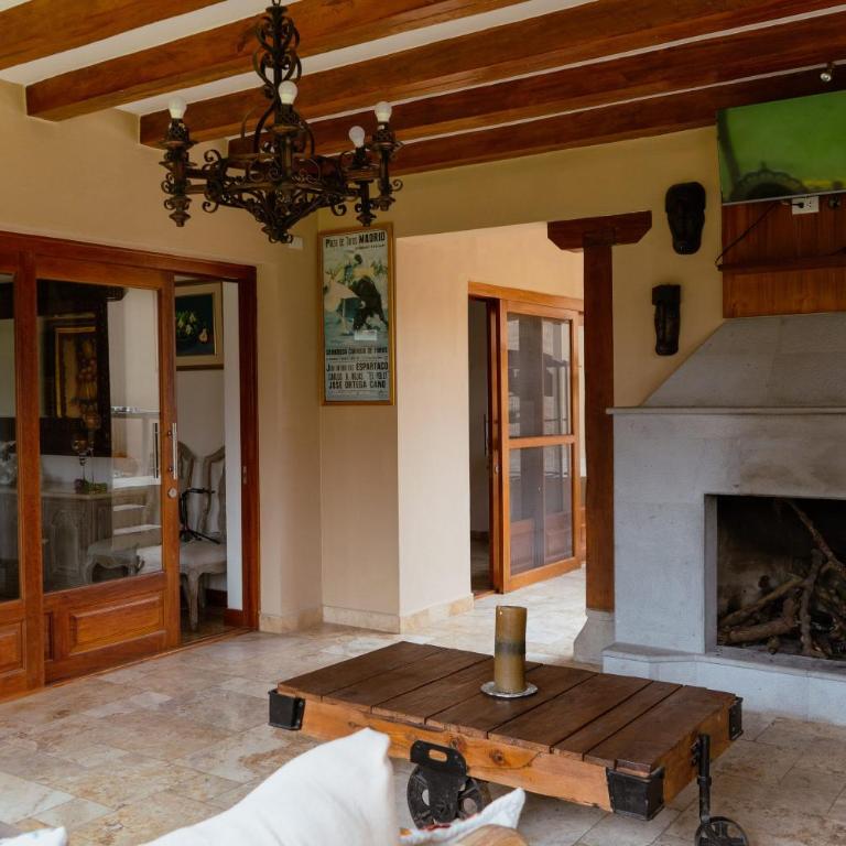 Quinta Guayllabamba - Piscina, Jacuzzi y Gimnasio - Casa - 60