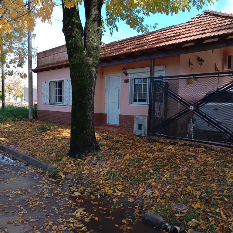 Casa en General Belgrano - Casa de 3 dormitorios - 1