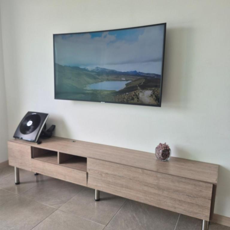 Modern Accommodation with Coworking and Pool - One-Bedroom Apartment - 25