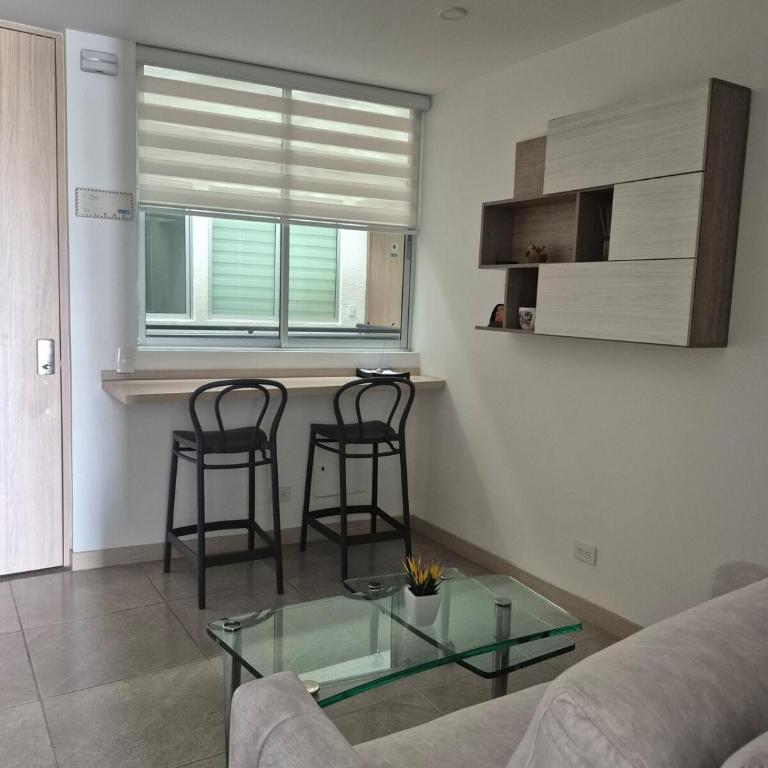 Modern Accommodation with Coworking and Pool - One-Bedroom Apartment - 38