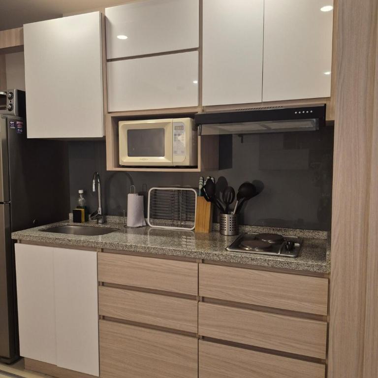 Modern Accommodation with Coworking and Pool - One-Bedroom Apartment - 51