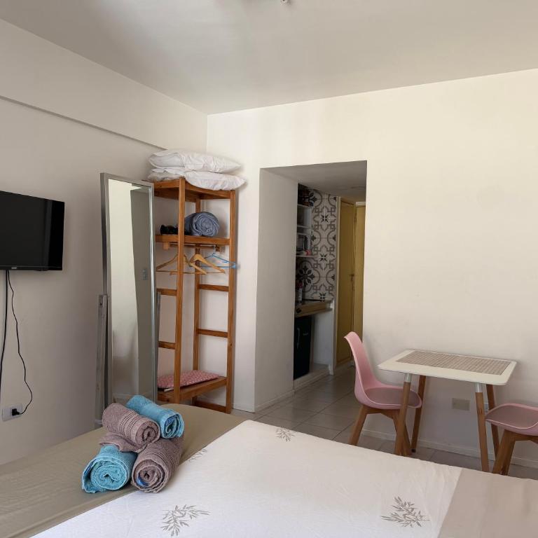 Maipu Apartment Studio - Habitación Doble con baño privado - 1 o 2 camas - 4