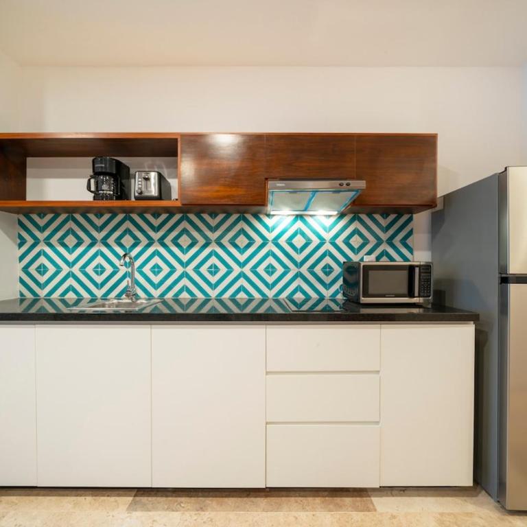 Huaya 101 - Groundfloor Studio w Rooftop Pool - Deluxe Studio - 14