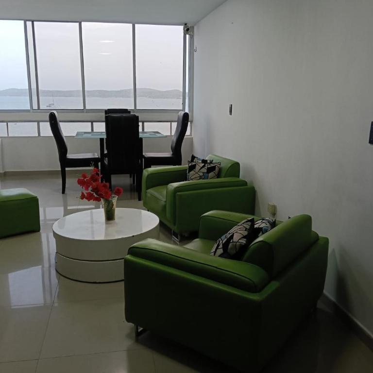 Toscana Suite 1103 - Three-Bedroom Apartment - 12