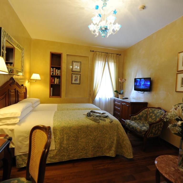 Hotel Bisanzio - Camera Superior Matrimoniale/Doppia con Letti Singoli - 5