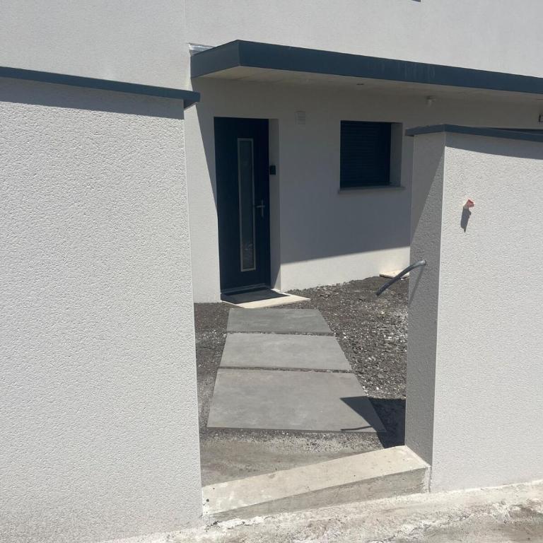 New 2-bedroom Near Clermont-Ferrand - Appartement 3 Chambres - 4