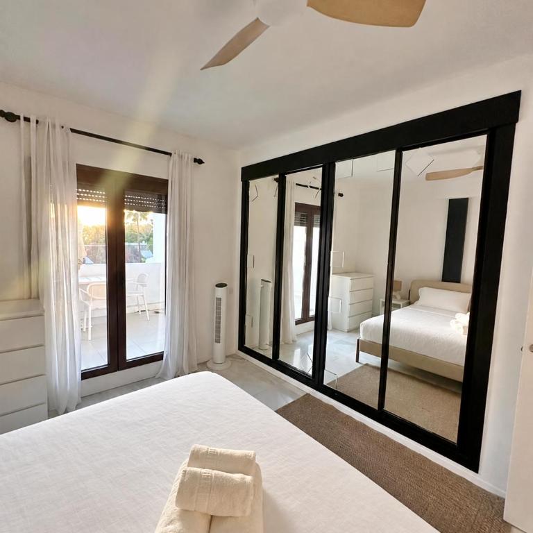 VM30 Puerto Banús Penthouse min stay 63 nights - Apartamento 1 dormitorio con vistas al mar y terraza - 28