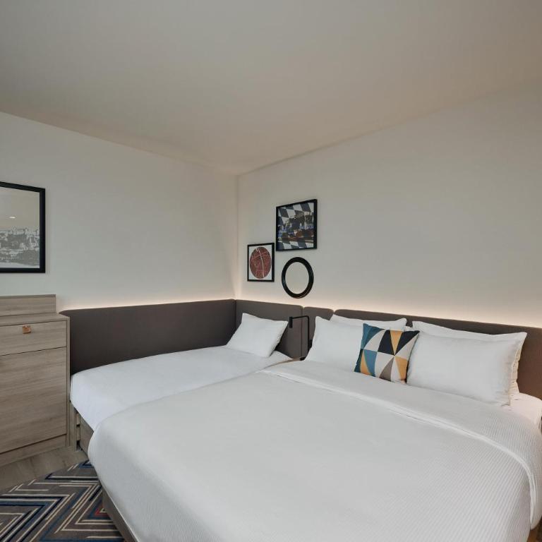 Hampton By Hilton Salzburg Messe - Familienzimmer - 17