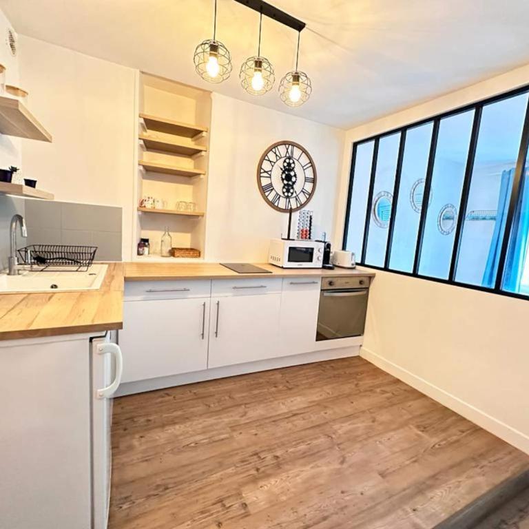 Jean Jaures un cocon tout équipé au coeur de Reims - Apartment - 3