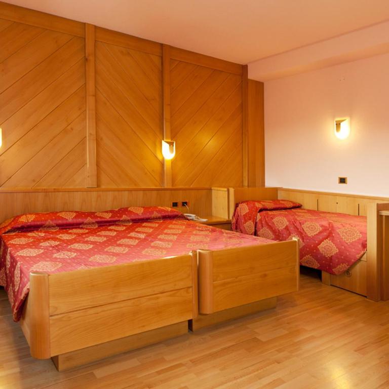 Life Hotels Rosalpina - Habitación Triple - 1