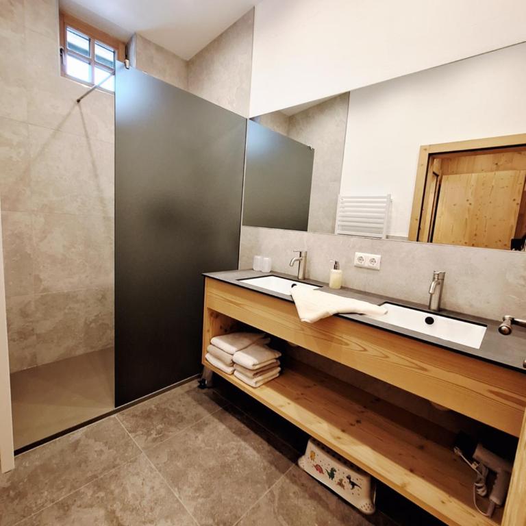 Reitbauernhof - Apartment mit 2 Schlafzimmern und Balkon - 32