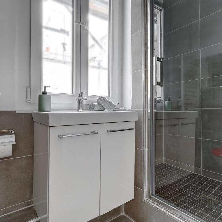 BnBNova - 2BR - Le Marais & Montorgueil - Apartment - 14