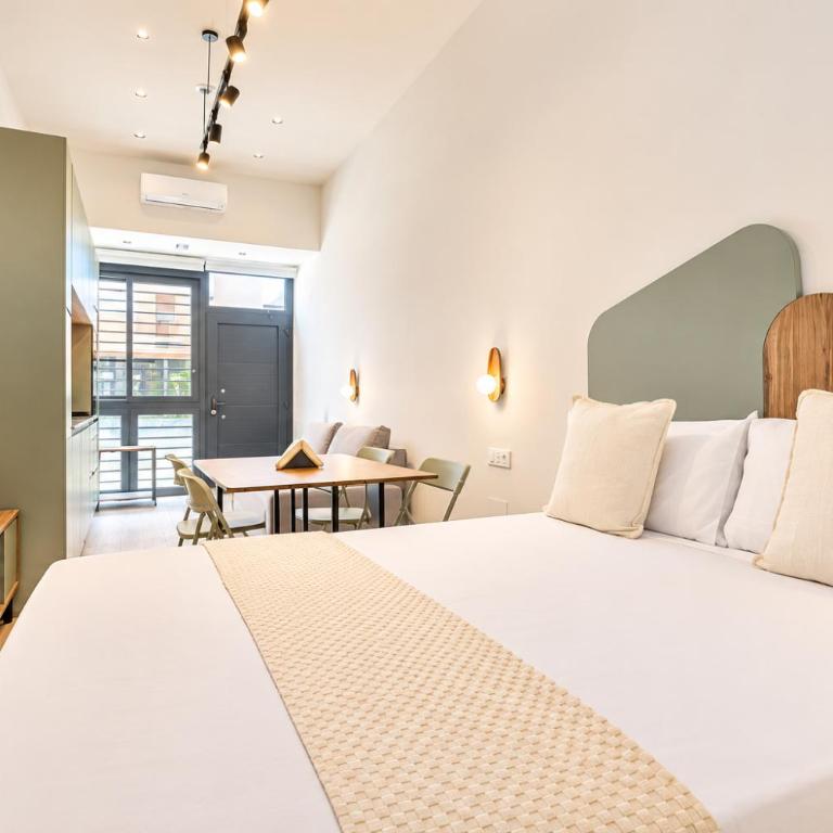 Botanic Suite Málaga Pacifico - Estudio Deluxe - 1