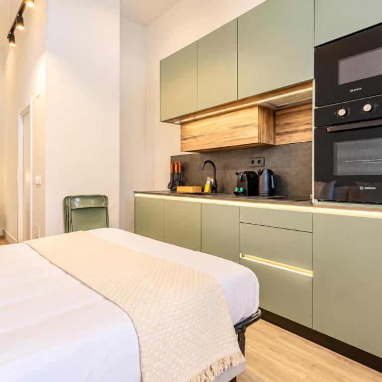 Botanic Suite Málaga Pacifico - Estudio Triple Estándar - 5