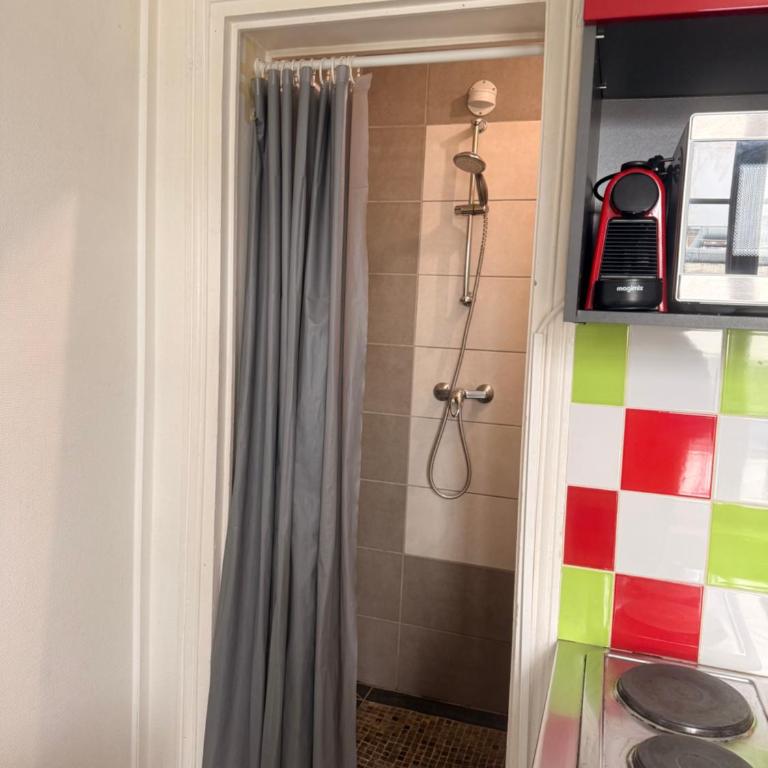 Élégant studio parisien proche Tour Eiffel & Montparnasse - Apartment mit 1 Schlafzimmer - 7