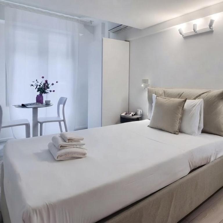 Italianway - The B Village Standard - Monolocale Queen - 3
