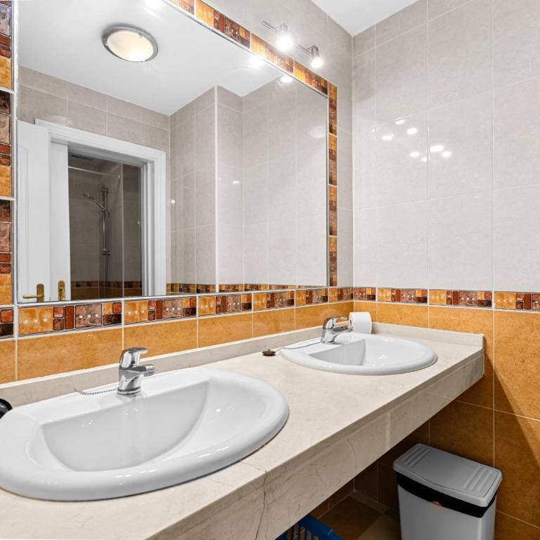 Altos Princesa Kristina 2478 Penthouse - Apartamento de 3 dormitorios - 21