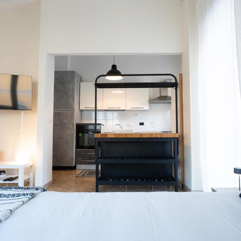 Charme rooms Roma - Camera Tripla con Balcone - 3