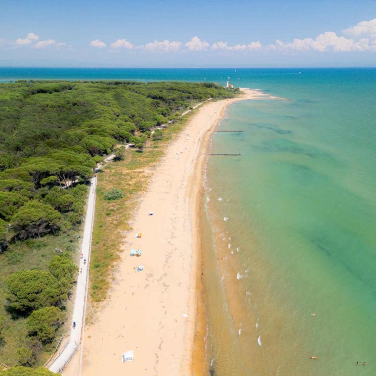 Apartment with A - C in Bibione 58097 - Appartamento - 24