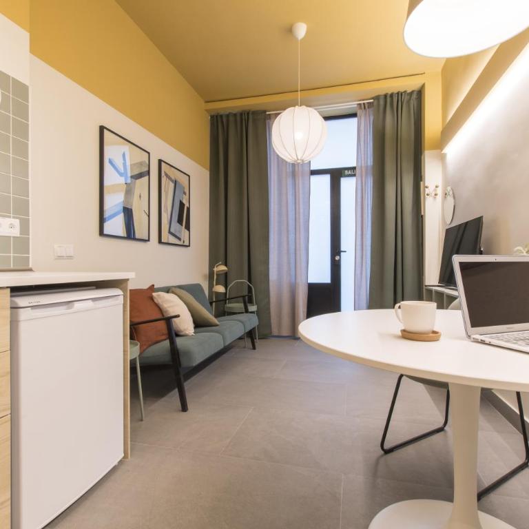 Quality suites III - Studio Standard - 5