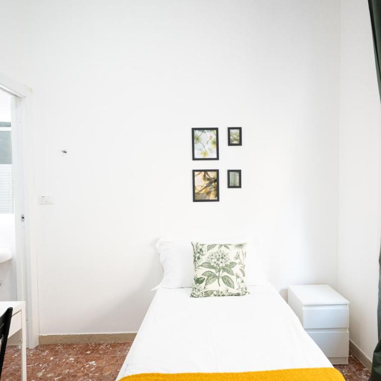Charme rooms Roma - Camera Singola con Bagno Privato - 3
