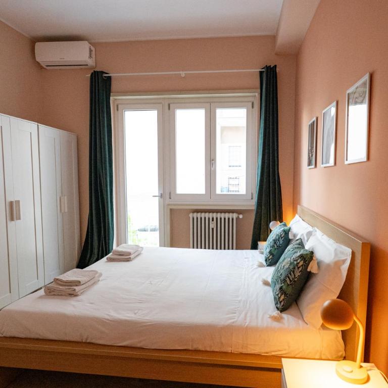 Charme rooms Roma - Camera Matrimoniale Deluxe con Balcone - 1