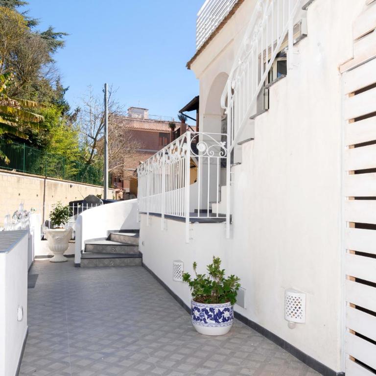 AMORE RENTALS - Villa Caruso - Villa con Piscina Privata - 13