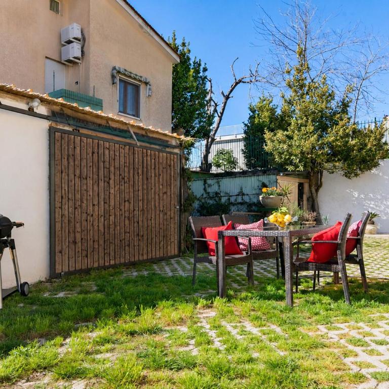 AMORE RENTALS - Villa Caruso - Villa con Piscina Privata - 16